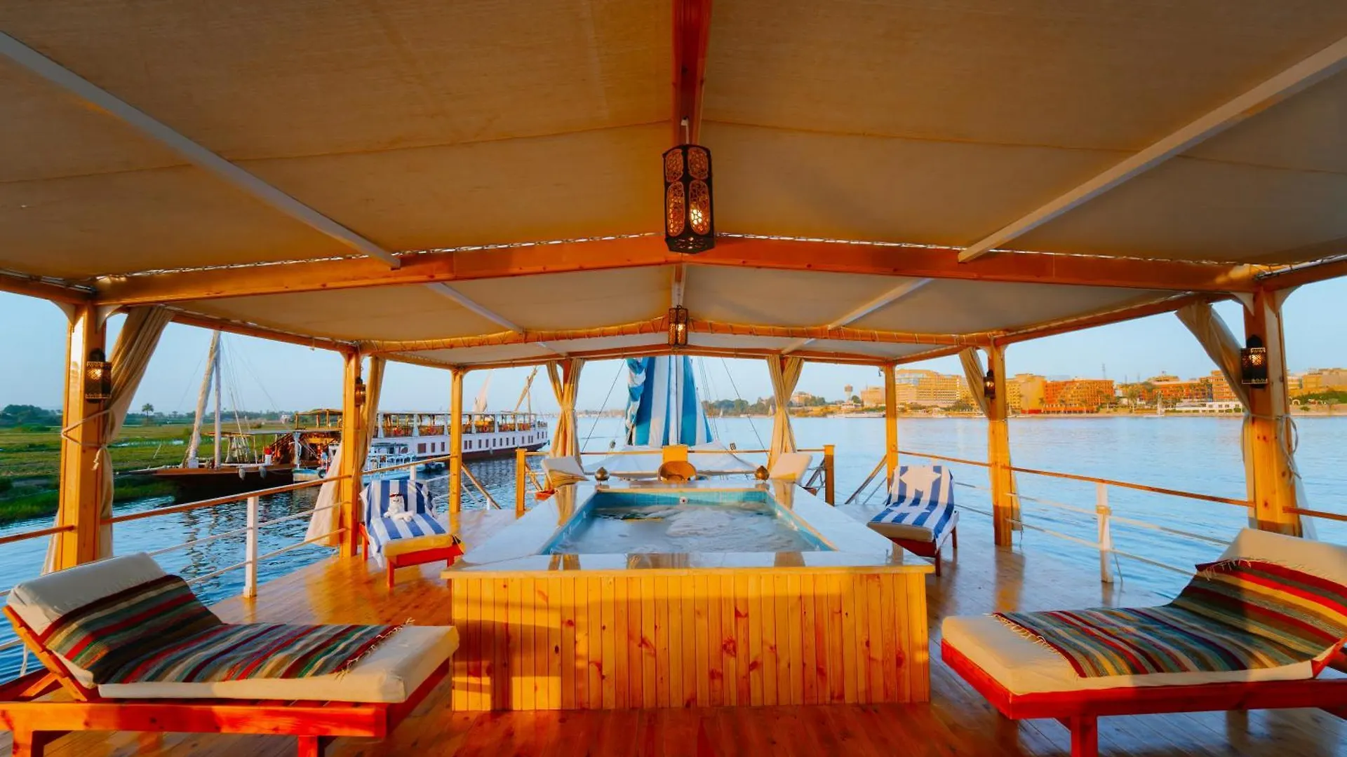 Turquoise Dahabiya , 3,4,7 Nights Sailing Between Luxor And Aswan Tekne